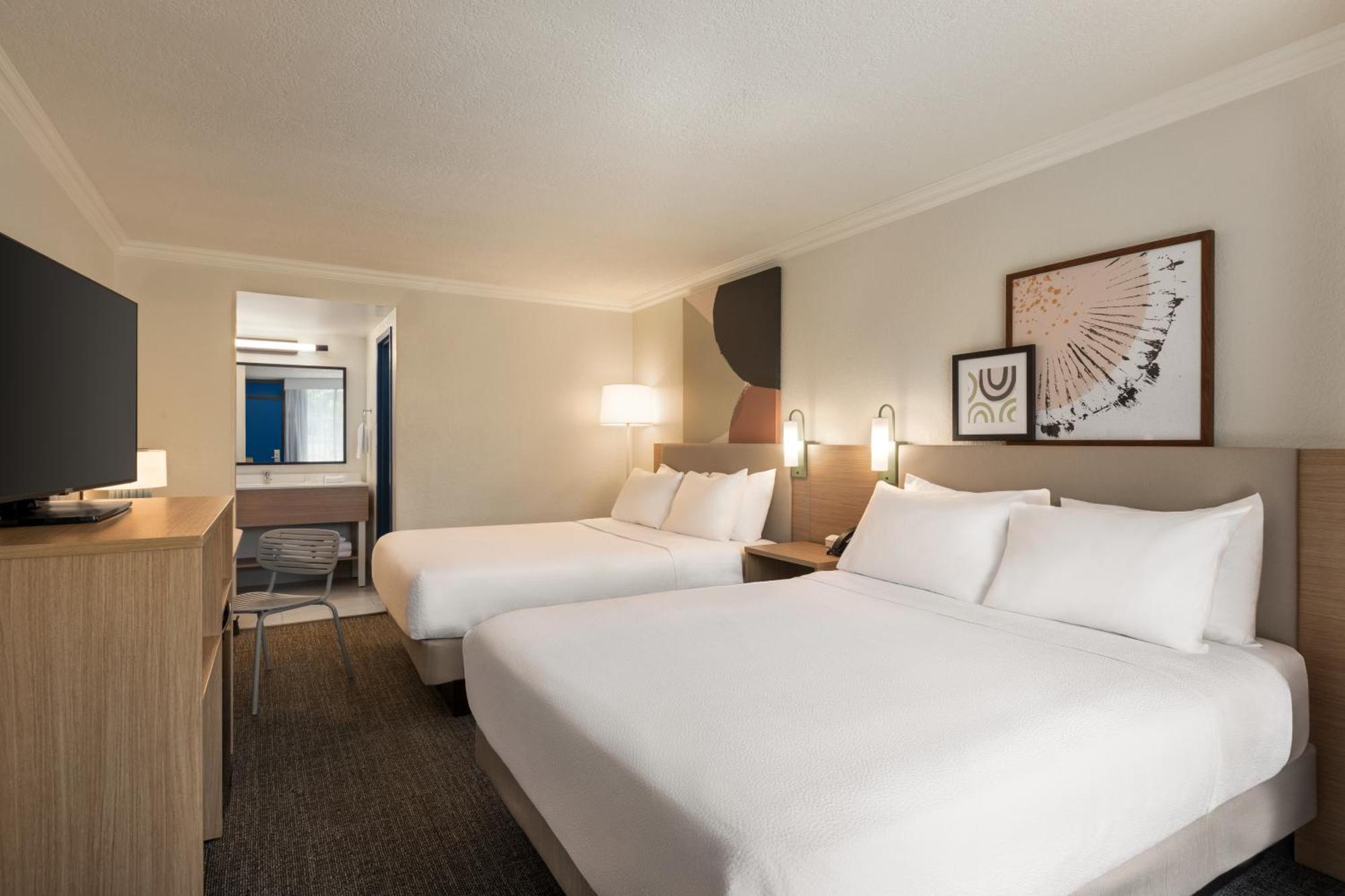 Spark By Hilton Sarasota Siesta Key Gateway Номер фото